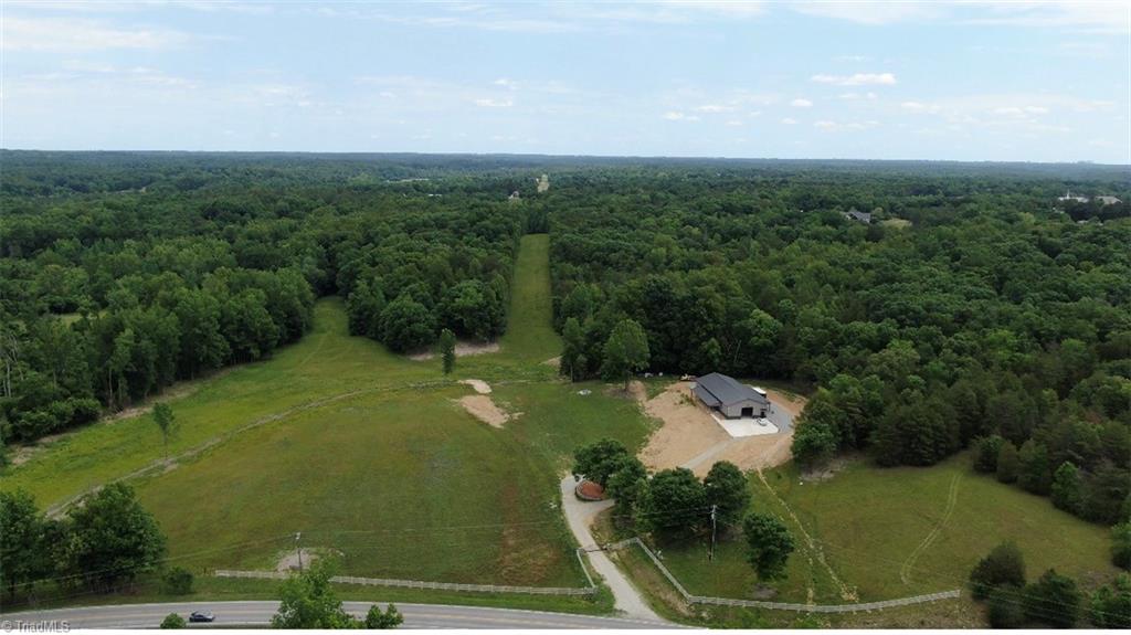 4675 Midway School Road Thomasville, NC 27360 - Photo 8 of 11