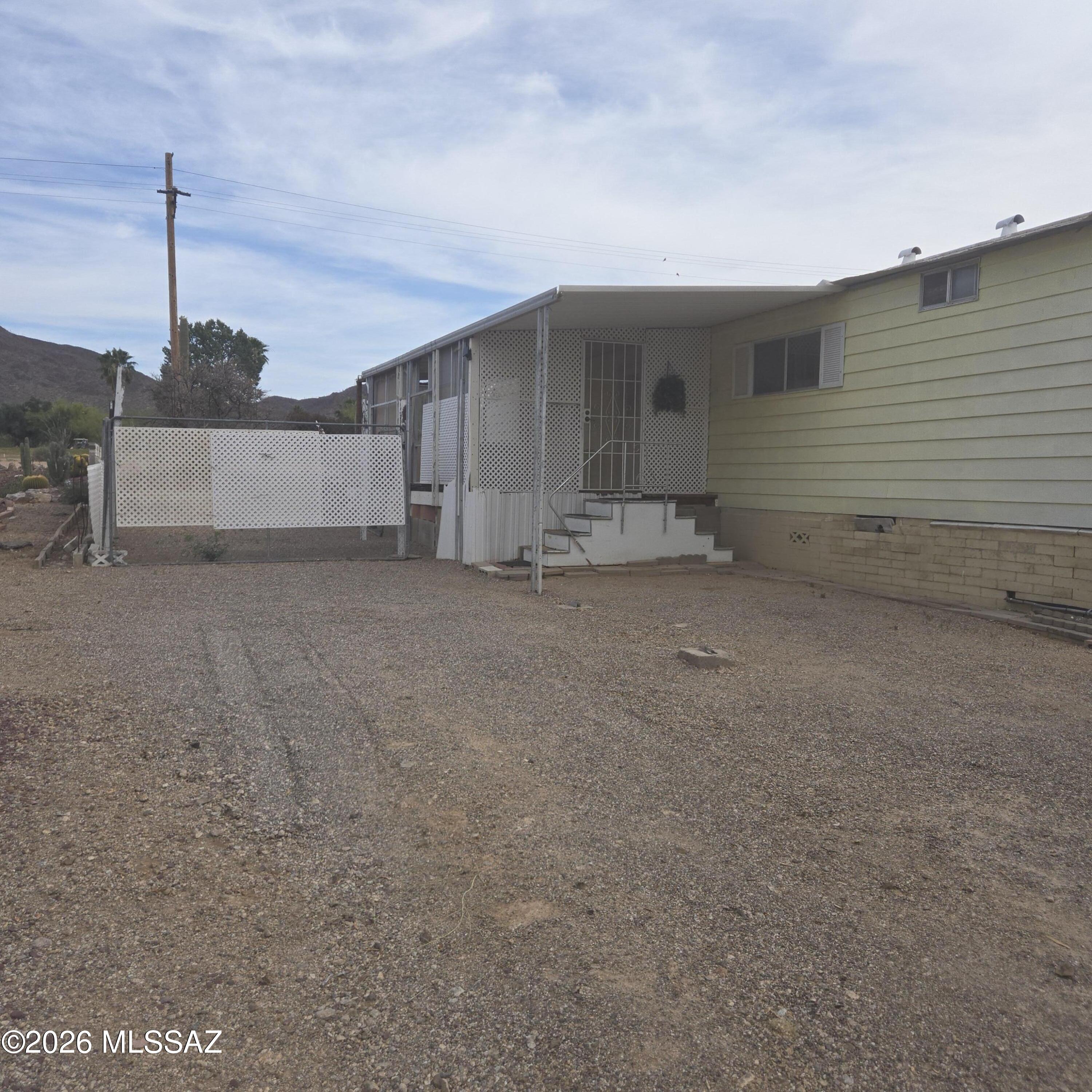 5976 West Rafter Cir Street Tucson, AZ 85713 - Photo 26 of 32 Driveway