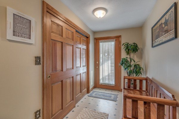 22 Country Road Westford, MA 01886 - Photo 2 of 23 Gallery Image 2