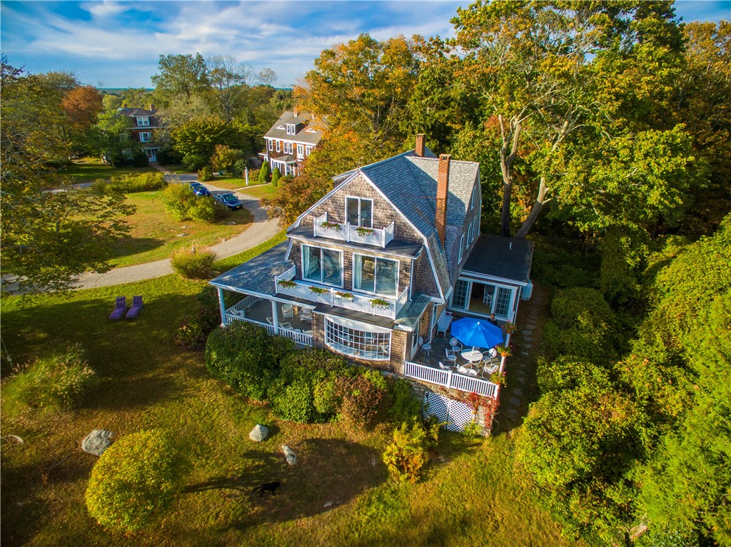 26 East Hills Road Westerly, RI 02891 - Photo 9 of 46