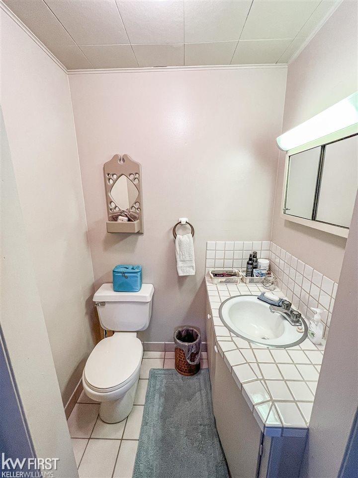 6265 North Belsay Road Flint, MI 48506 - Photo 24 of 50 50071917-23.JPG