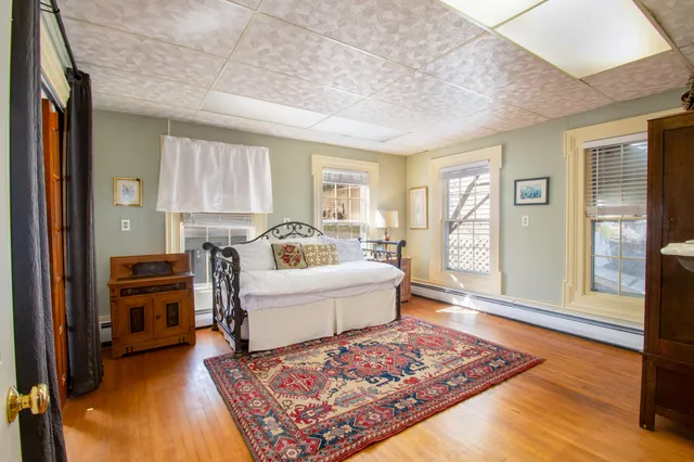 $925,000 | 53 Commercial Street, Boothbay Harbor, ME 04538