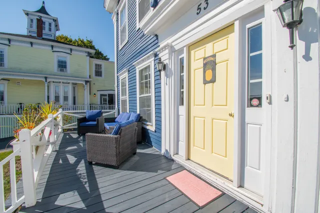 $925,000 | 53 Commercial Street, Boothbay Harbor, ME 04538