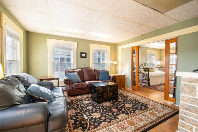 $925,000 | 53 Commercial Street, Boothbay Harbor, ME 04538