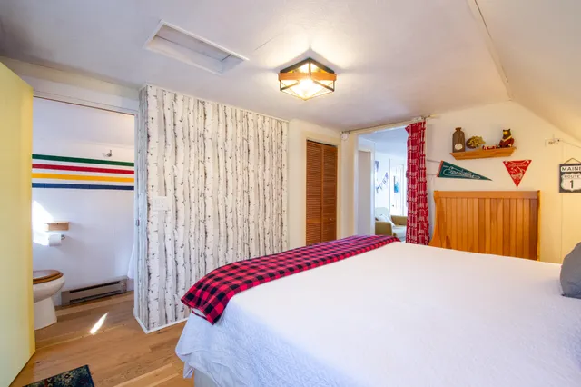 $925,000 | 53 Commercial Street, Boothbay Harbor, ME 04538