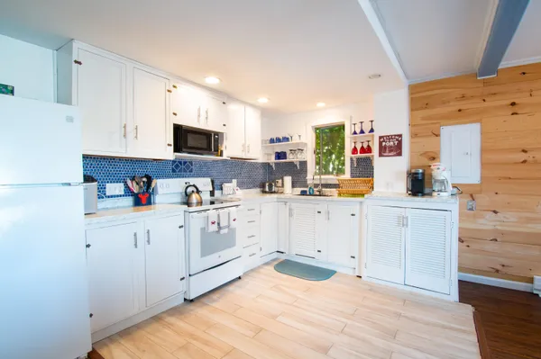 $849,000 | 53 Commercial Street, Boothbay Harbor, ME 04538