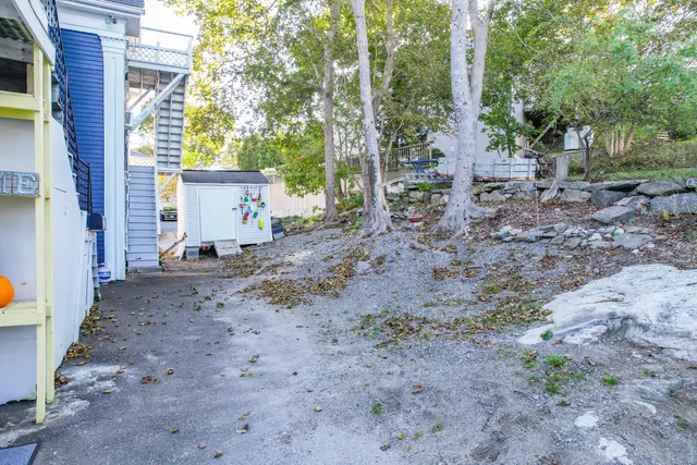 $925,000 | 53 Commercial Street, Boothbay Harbor, ME 04538