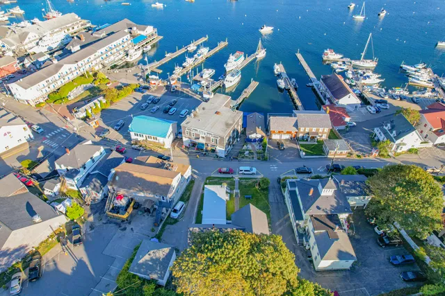 $925,000 | 53 Commercial Street, Boothbay Harbor, ME 04538