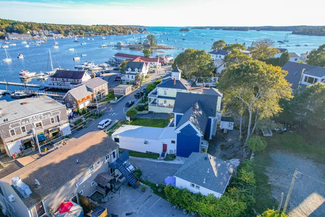 $925,000 | 53 Commercial Street, Boothbay Harbor, ME 04538