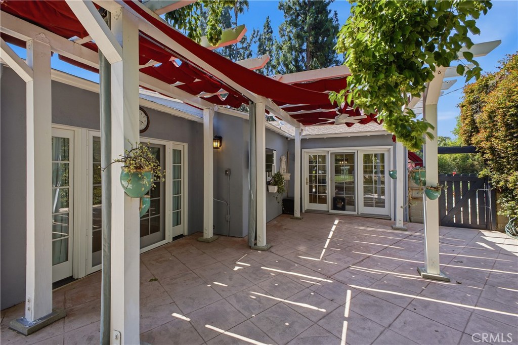 541 East Woodbury Road Altadena, CA 91001 - Photo 35 of 48