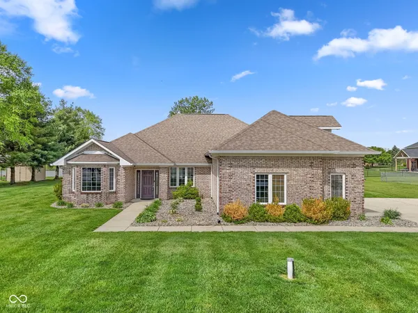 $545,000 | 4814 South 550W, New Palestine, IN 46163