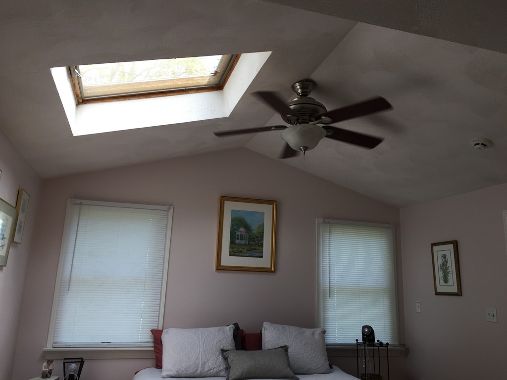 15 Thompson Road Beverly, MA 01915 - Photo 8 of 19 Gallery Image 8