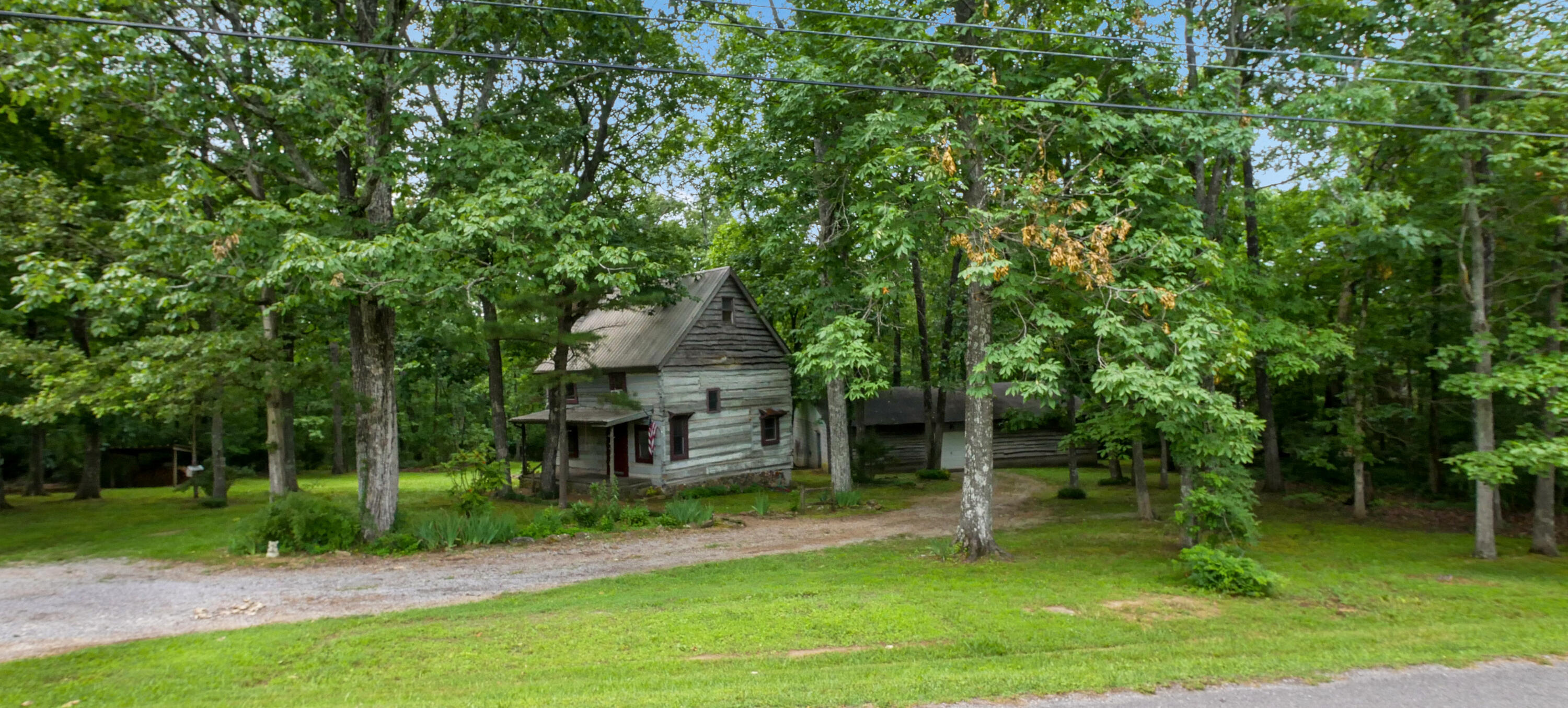 945 Miller Road Signal Mountain, TN 37377 - Photo 8 of 37 9-P1610816