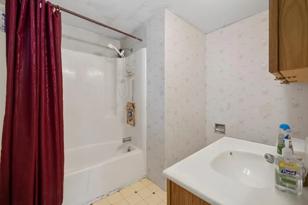 $324,900 | 110136 Stanford Circle, Chaska, MN 55318