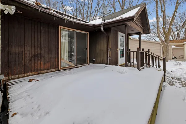 $324,900 | 110136 Stanford Circle, Chaska, MN 55318
