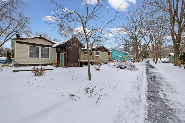 $324,900 | 110136 Stanford Circle, Chaska, MN 55318