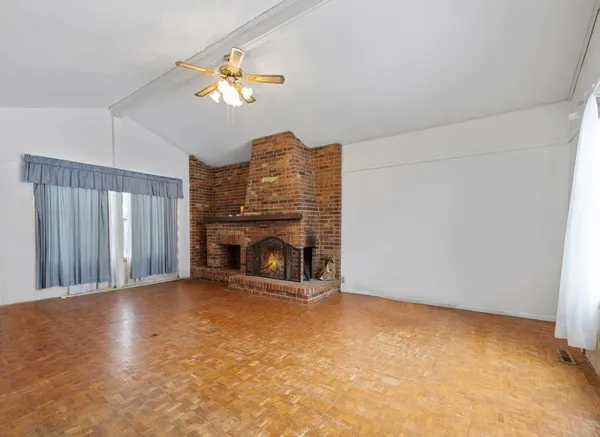 $324,900 | 110136 Stanford Circle, Chaska, MN 55318