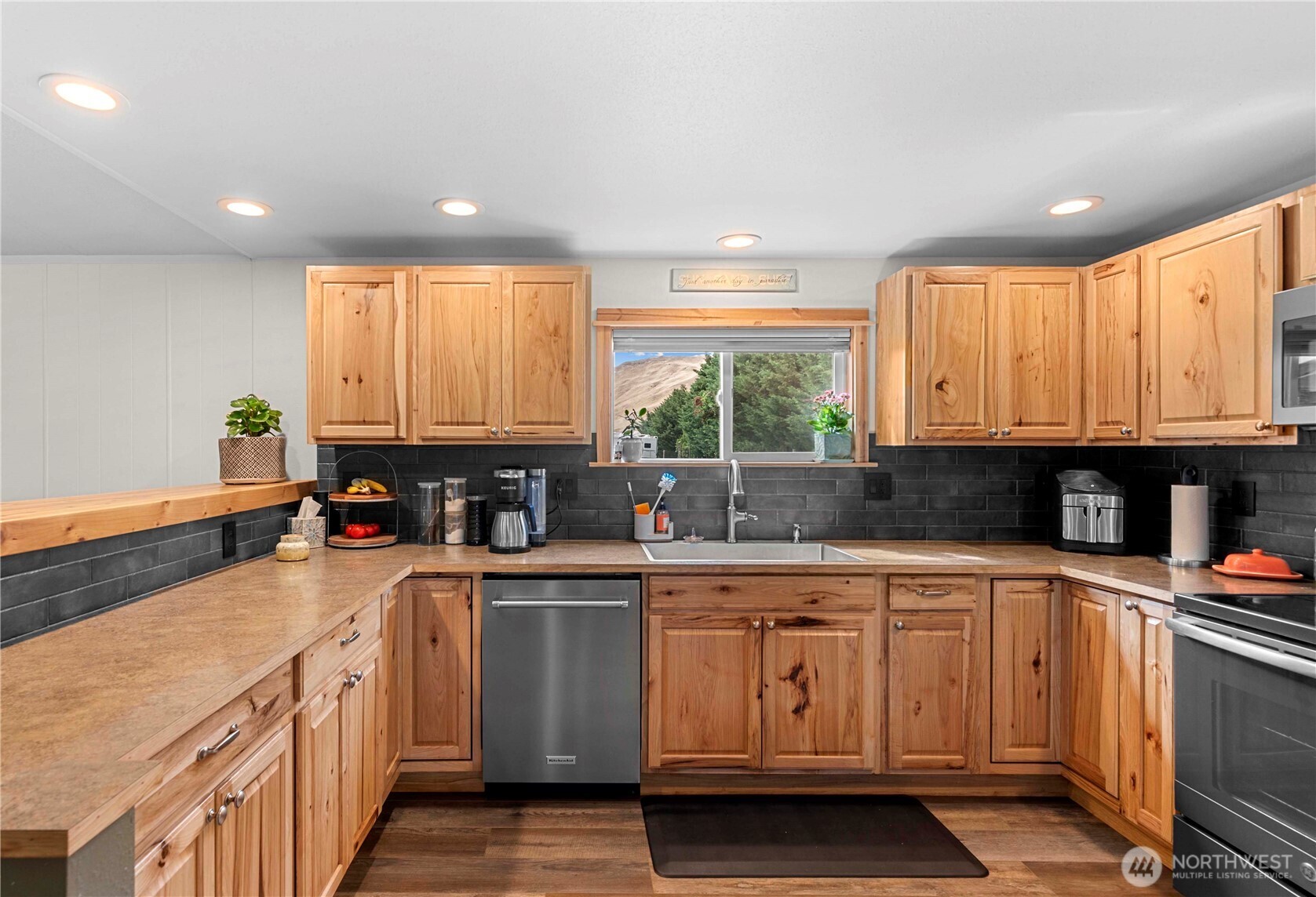 1707 Lower Monitor Road Wenatchee, WA 98801 - Photo 8 of 39 Gallery Image 8