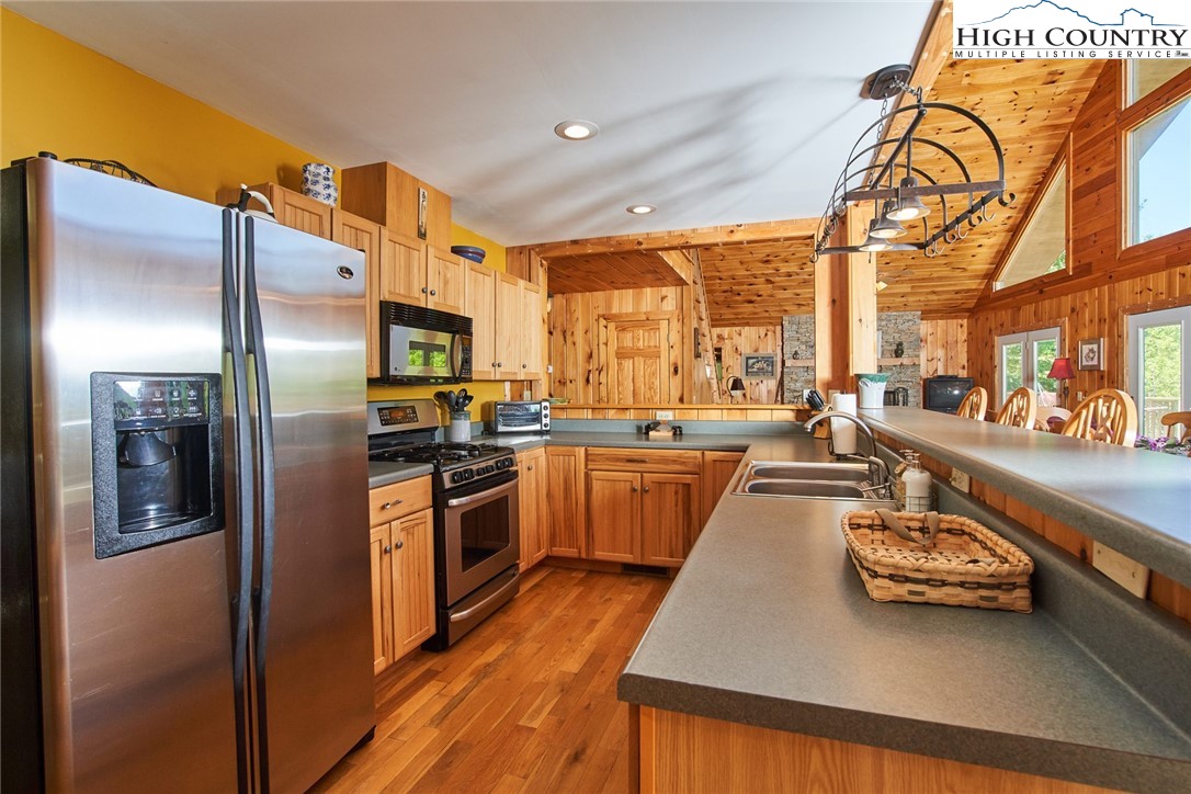 9349 Headwaters Road Lenoir, NC 28645 - Photo 5 of 48 Gallery Image 5