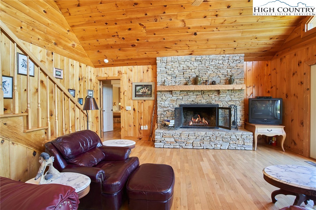 9349 Headwaters Road Lenoir, NC 28645 - Photo 9 of 48 Gallery Image 9