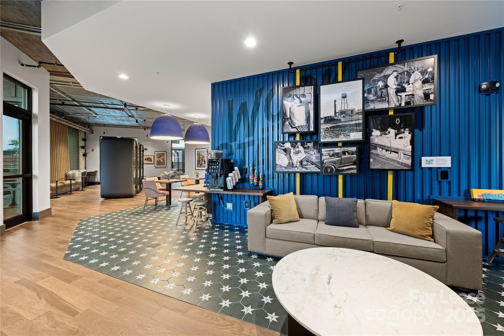 110 Razades Way, Unit B1 Charlotte, NC 28206 - Photo 5 of 29 a living room with furniture