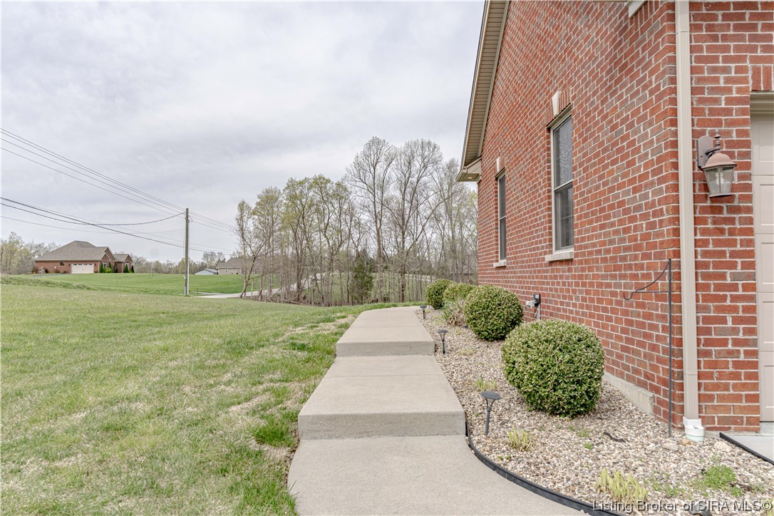 9200 Cooks Mill Road Georgetown, IN 47122 - Photo 8 of 97