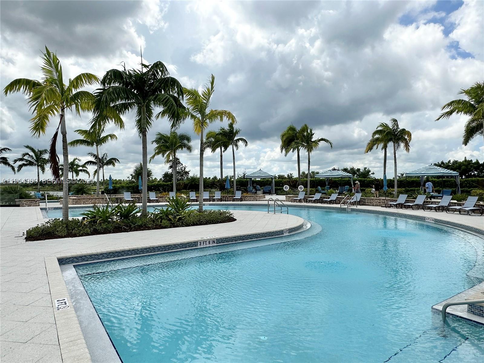 19689 Whispering Creek Road Loxahatchee, FL 33470 - Photo 32 of 38