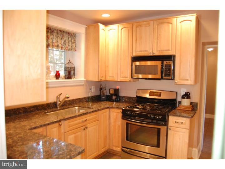 115 Broadview Road Springfield, PA 19064 - Photo 13 of 25 Kitchen