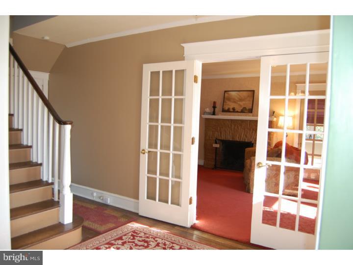 115 Broadview Road Springfield, PA 19064 - Photo 8 of 25 Foyer