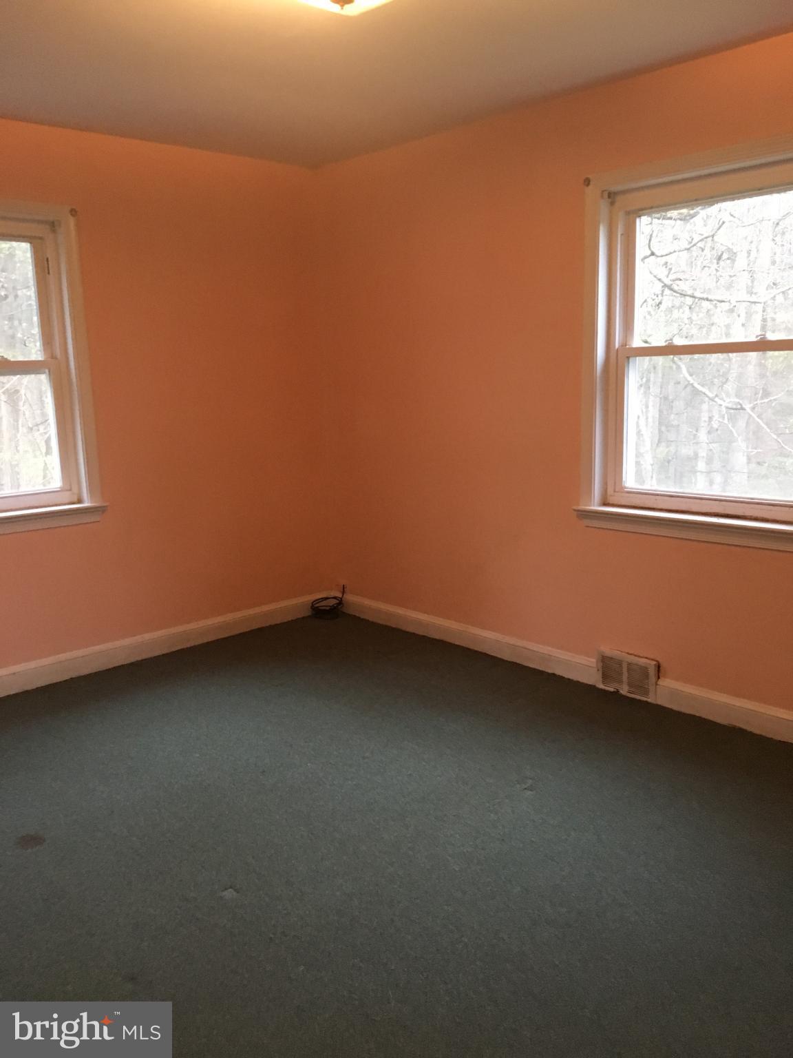 2039 Long Corner Road Mount Airy, MD 21771 - Photo 12 of 23 Bedroom 1