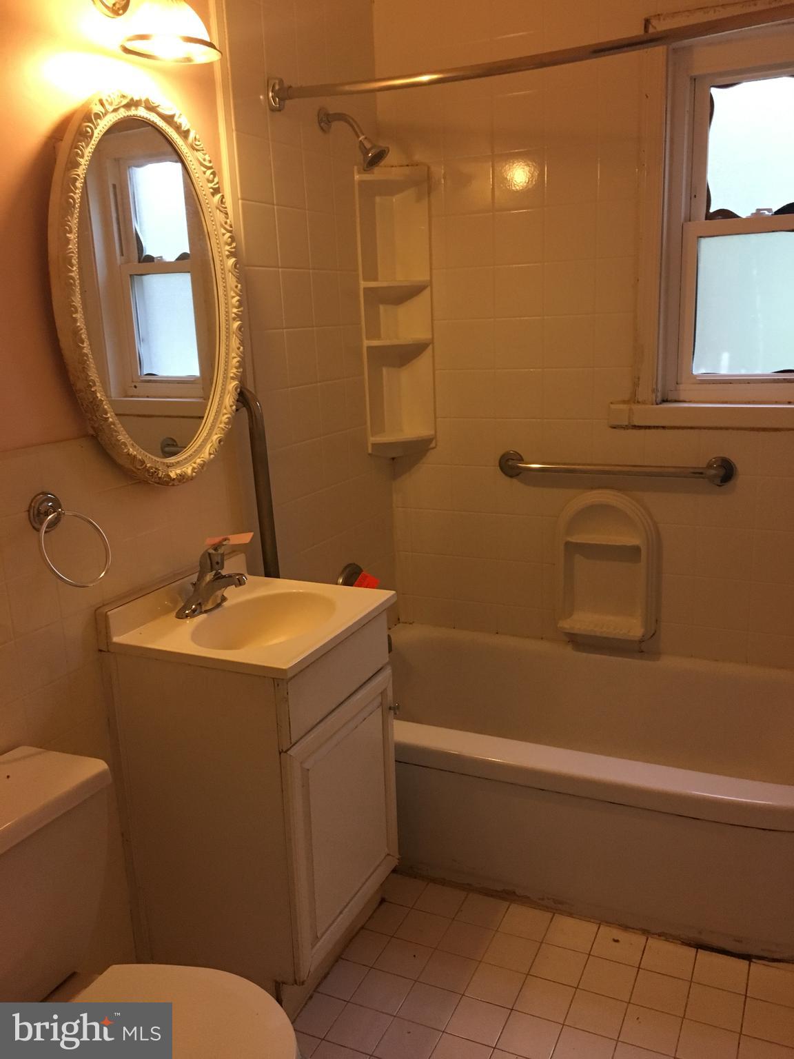 2039 Long Corner Road Mount Airy, MD 21771 - Photo 16 of 23 Full bath