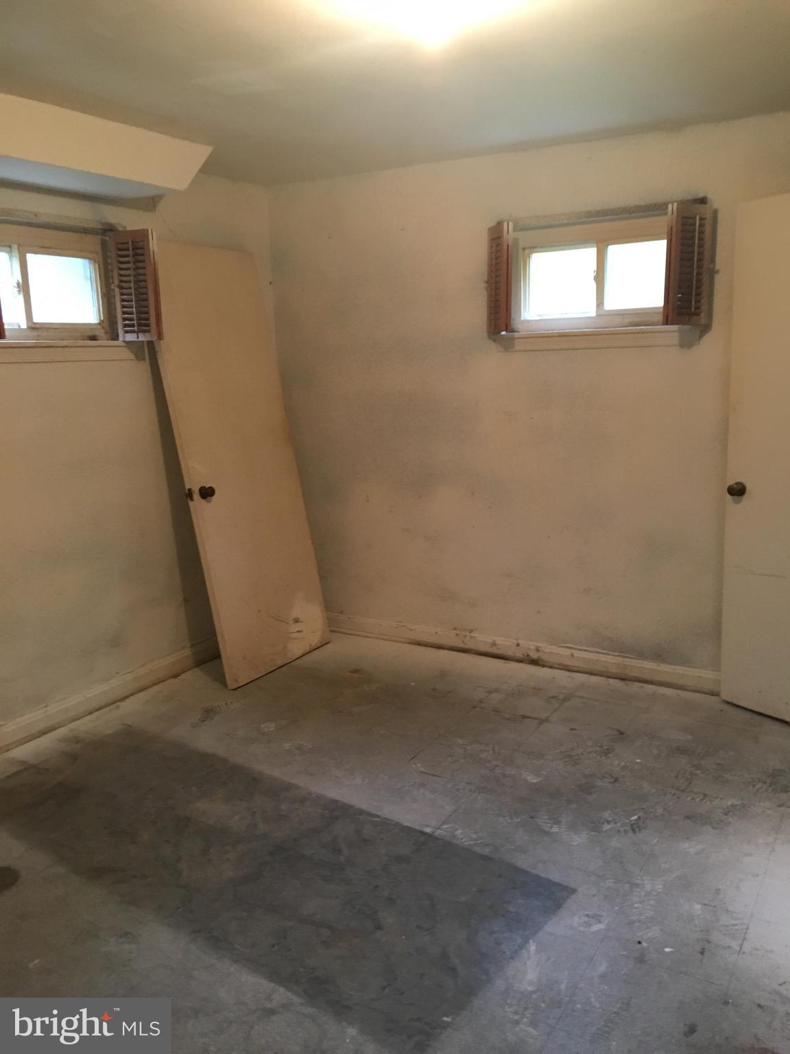 2039 Long Corner Road Mount Airy, MD 21771 - Photo 18 of 23 Flex room 2