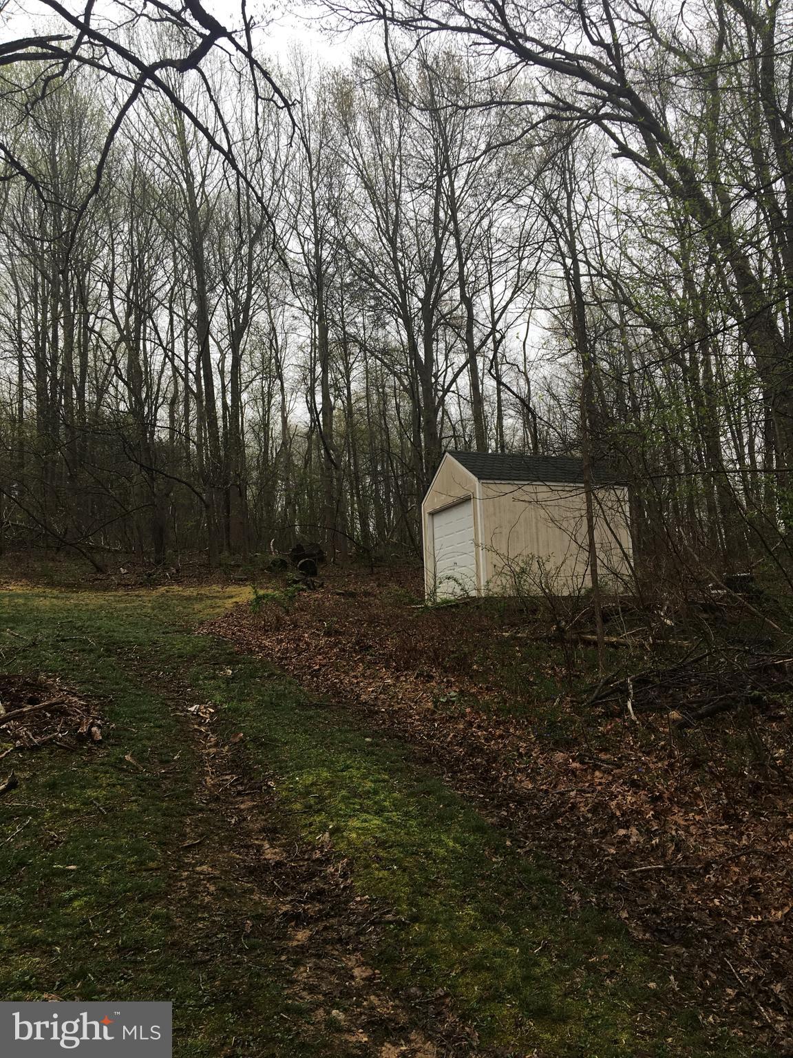 2039 Long Corner Road Mount Airy, MD 21771 - Photo 23 of 23 Garage