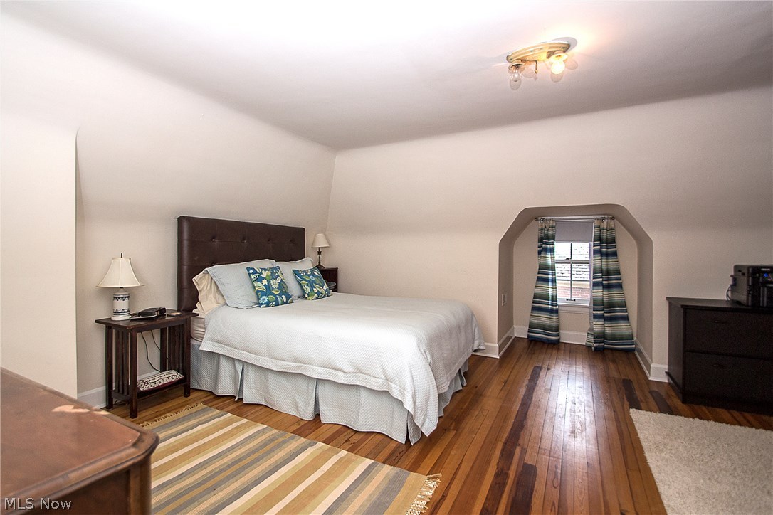 17426 Berwyn Road Cleveland, OH 44120 - Photo 24 of 31 Gallery Image 24