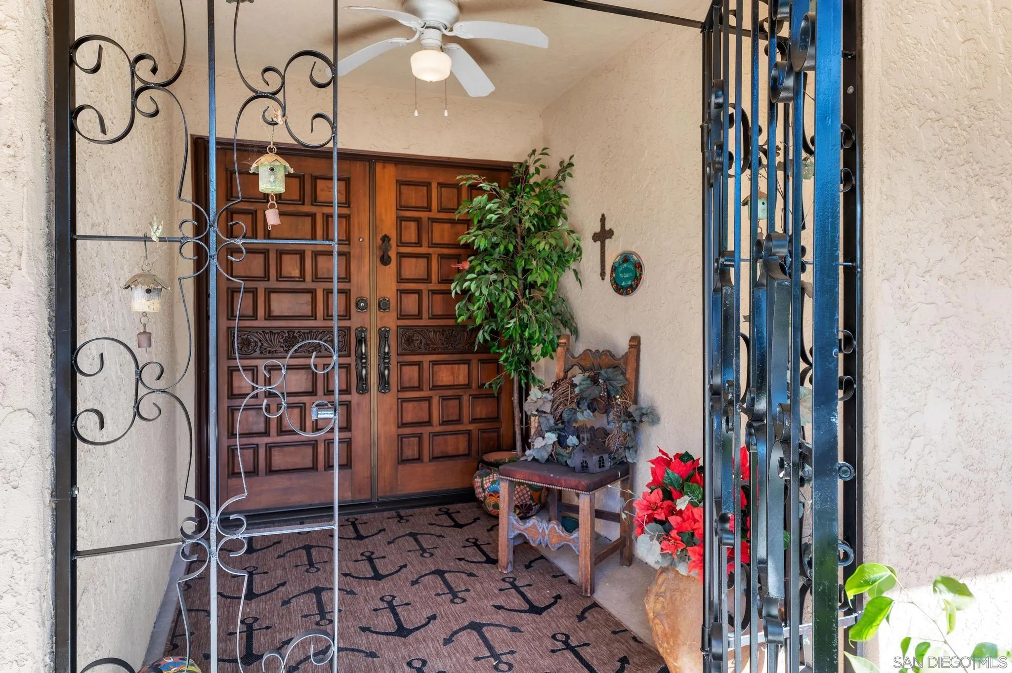 24572 Rutherford Road Ramona, CA 92065 - Photo 13 of 62 a view of a entryway with wooden floor