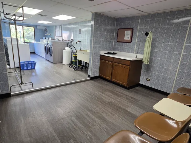 $230,000 | 475 Plum Creek Drive, Unit 206, Wheeling, IL 60090