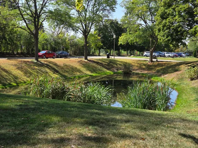 $230,000 | 475 Plum Creek Drive, Unit 206, Wheeling, IL 60090