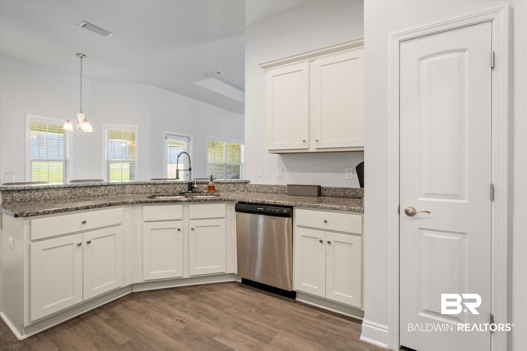 2292 Edison Drive Semmes, AL 36575 - Photo 11 of 35