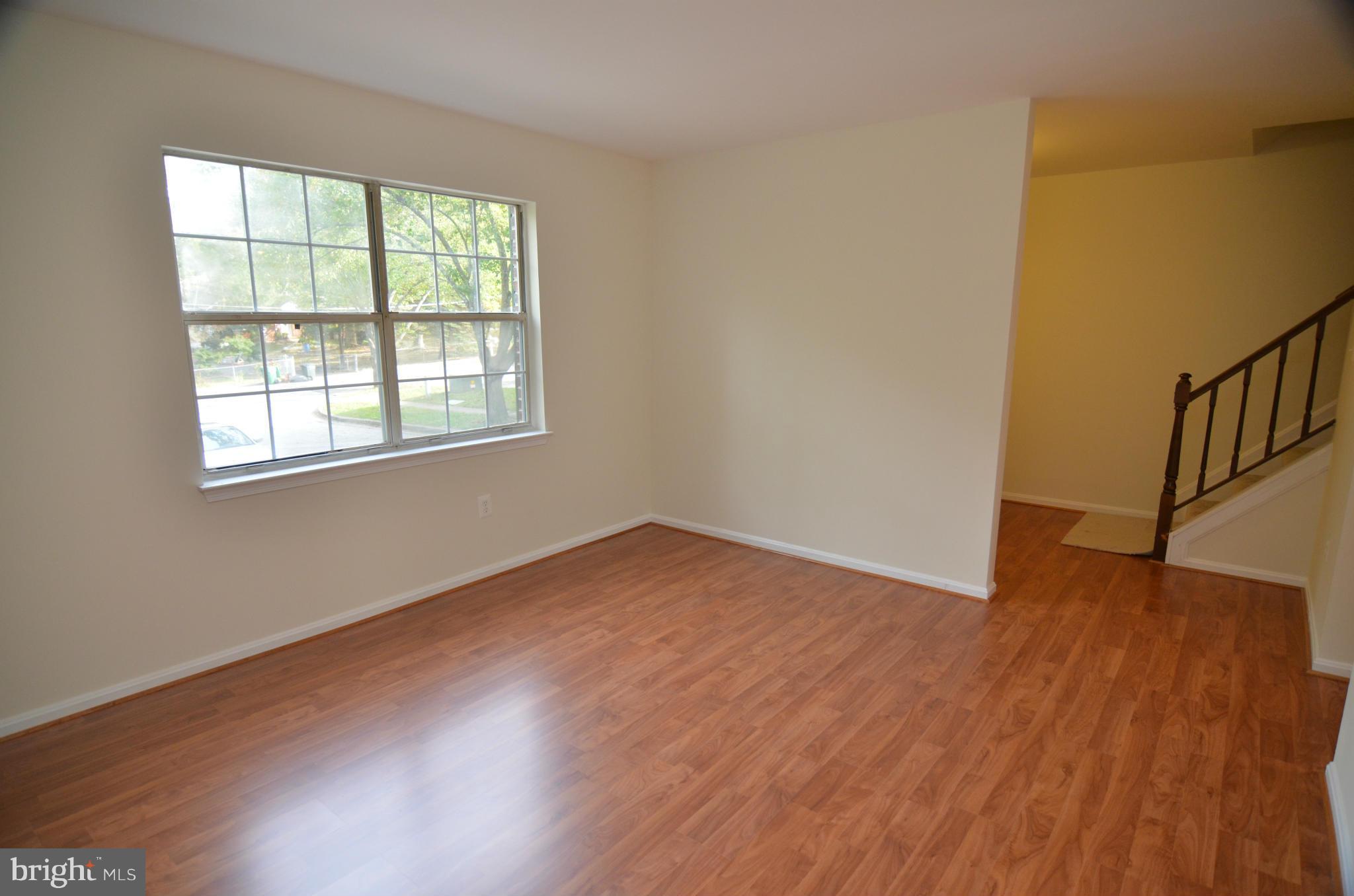 15808 Haynes Road Laurel, MD 20707 - Photo 2 of 30 Living Room