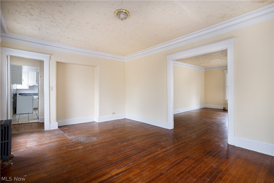 1515 Rydalmount Road Cleveland Heights, OH 44118 - Photo 4 of 19