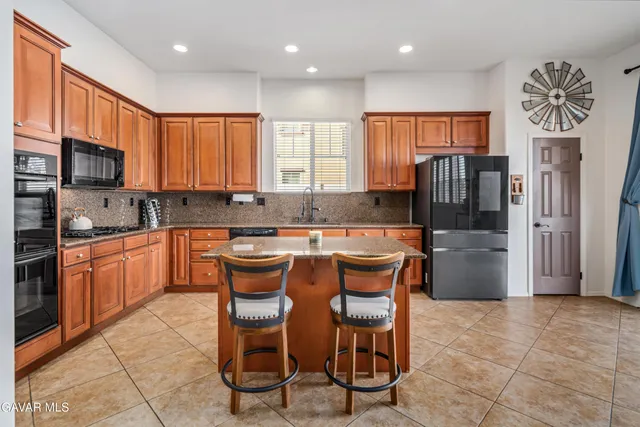 $599,900 | 907 Valerie Lane, Tehachapi, CA 93561