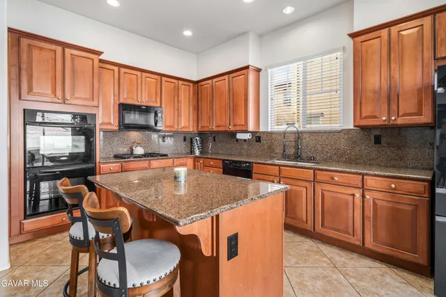 $599,900 | 907 Valerie Lane, Tehachapi, CA 93561