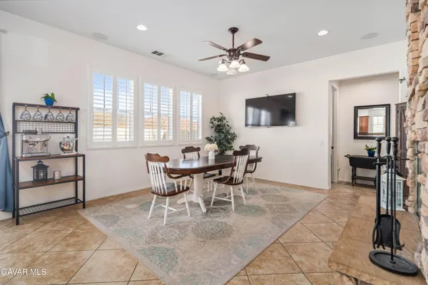$585,000 | 907 Valerie Lane, Tehachapi, CA 93561