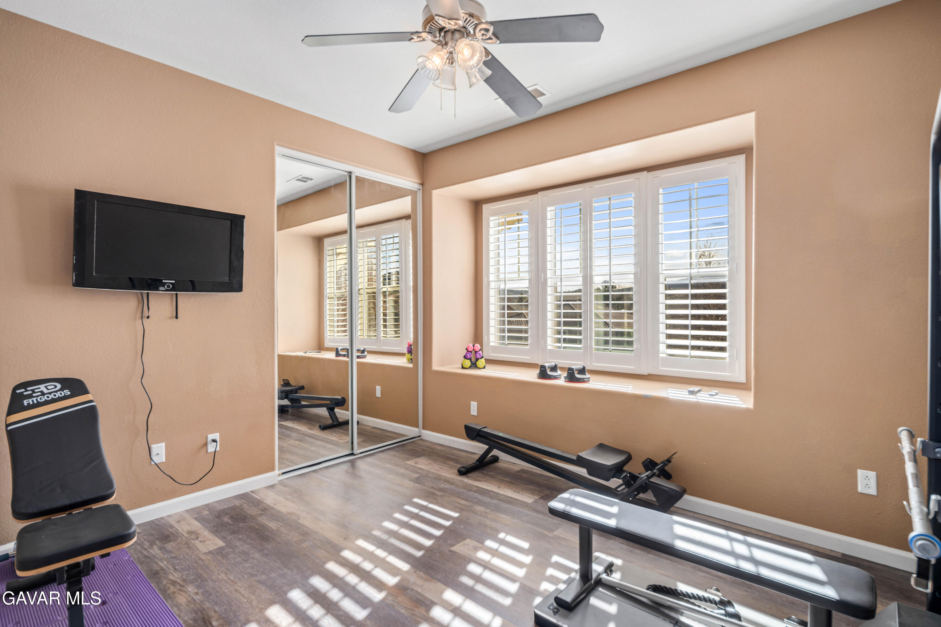 907 Valerie Lane Tehachapi, CA 93561 - Photo 33 of 48 Valerie-32