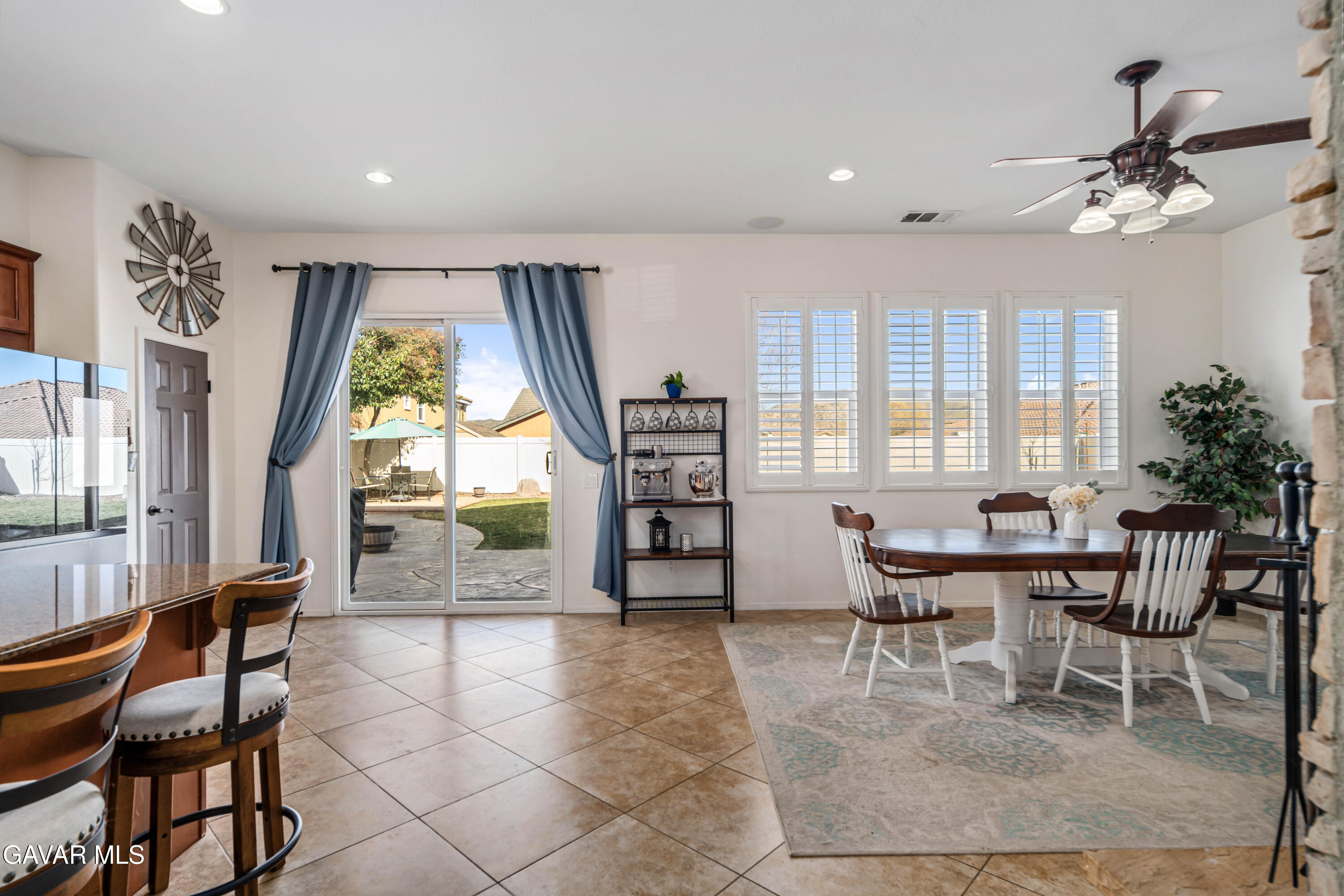 907 Valerie Lane Tehachapi, CA 93561 - Photo 43 of 48 Valerie-11