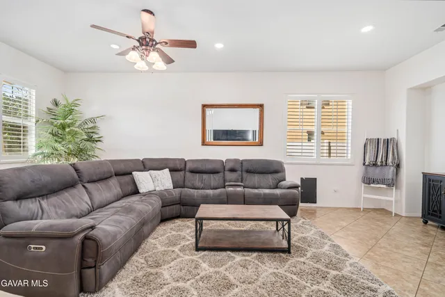 $599,900 | 907 Valerie Lane, Tehachapi, CA 93561