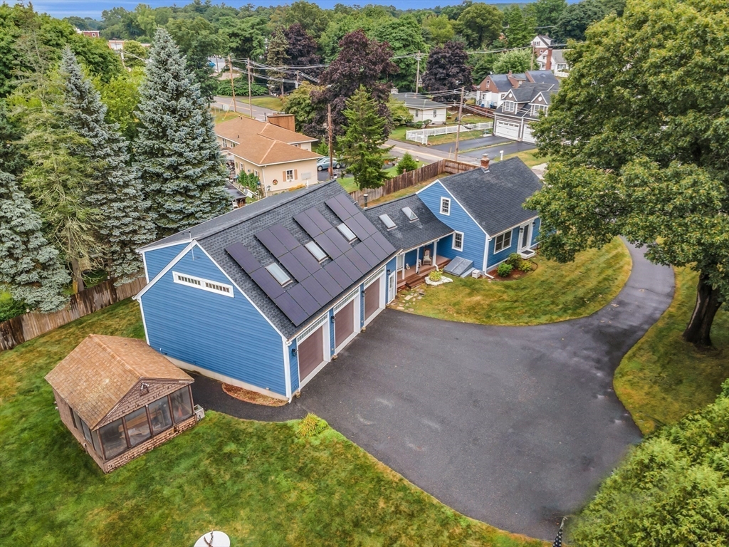 22 Svenson Road Shrewsbury, MA 01545 - Photo 2 of 42 Gallery Image 2