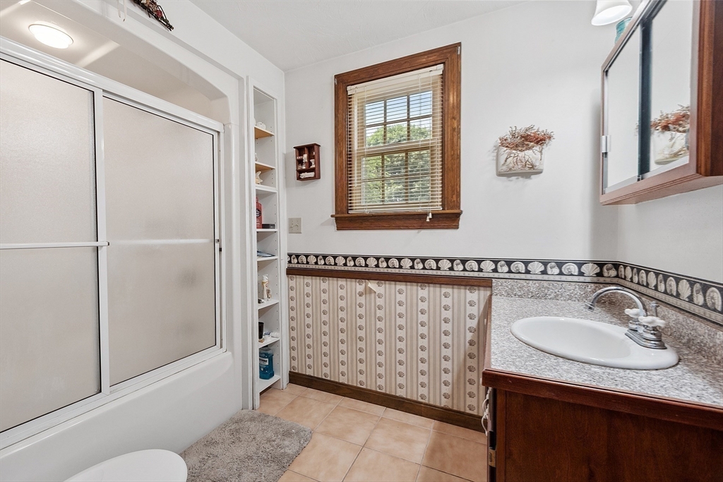 22 Svenson Road Shrewsbury, MA 01545 - Photo 21 of 42 Gallery Image 21