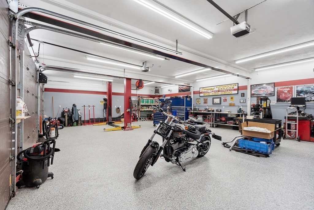 22 Svenson Road Shrewsbury, MA 01545 - Photo 33 of 42 Gallery Image 33