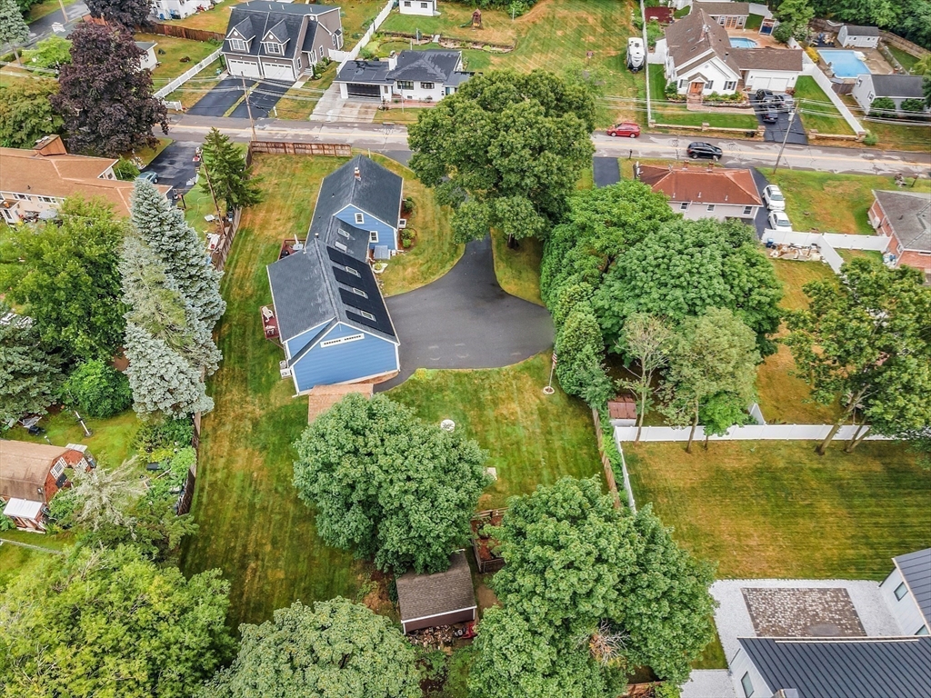 22 Svenson Road Shrewsbury, MA 01545 - Photo 4 of 42 Gallery Image 4